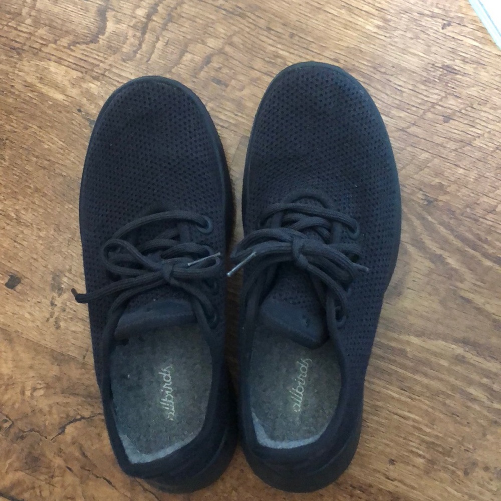 Womens Allbirds tree runner sneakers dark navy size 8